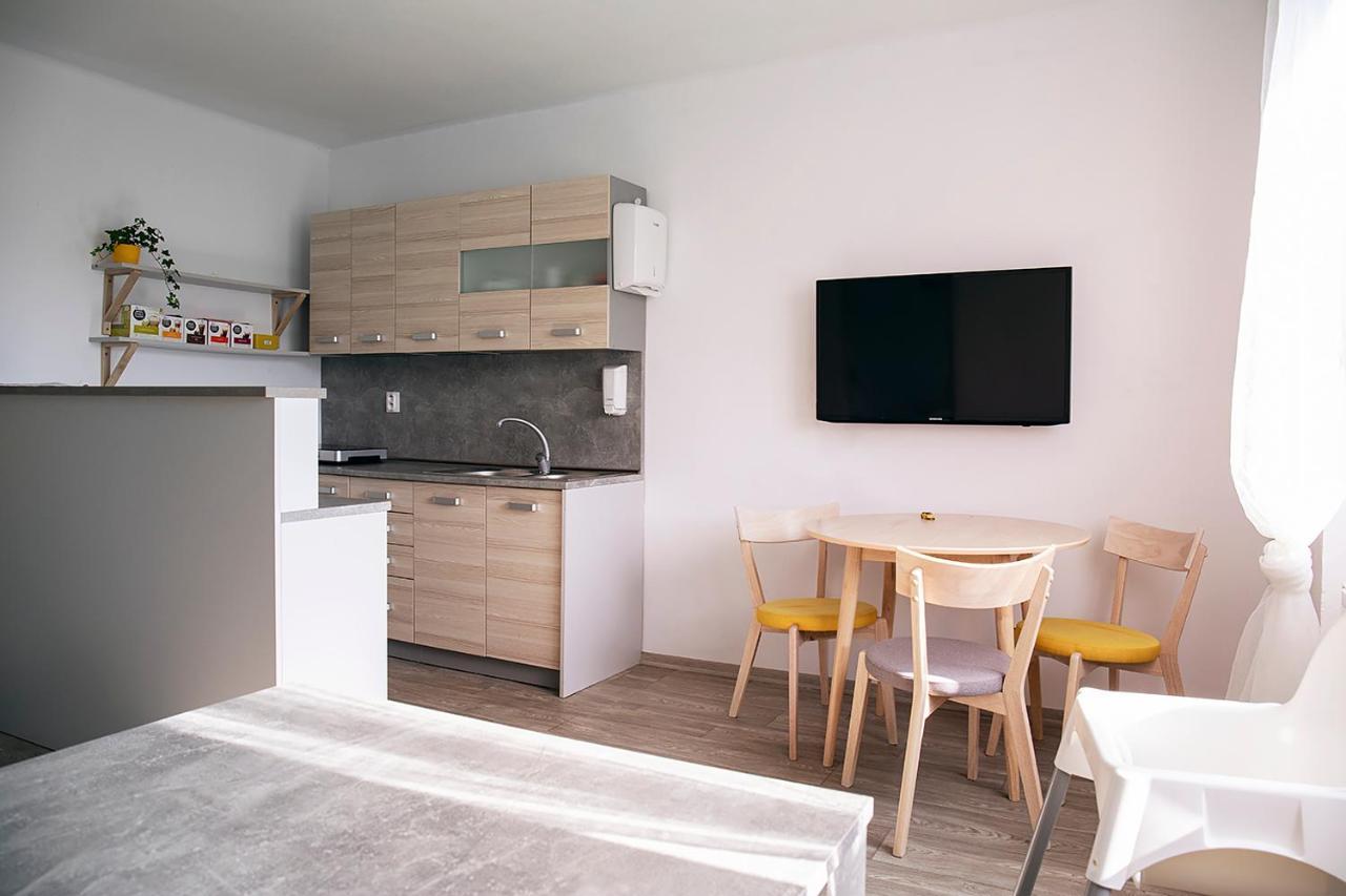 Rodinny Apartman Pribor Ngoại thất bức ảnh